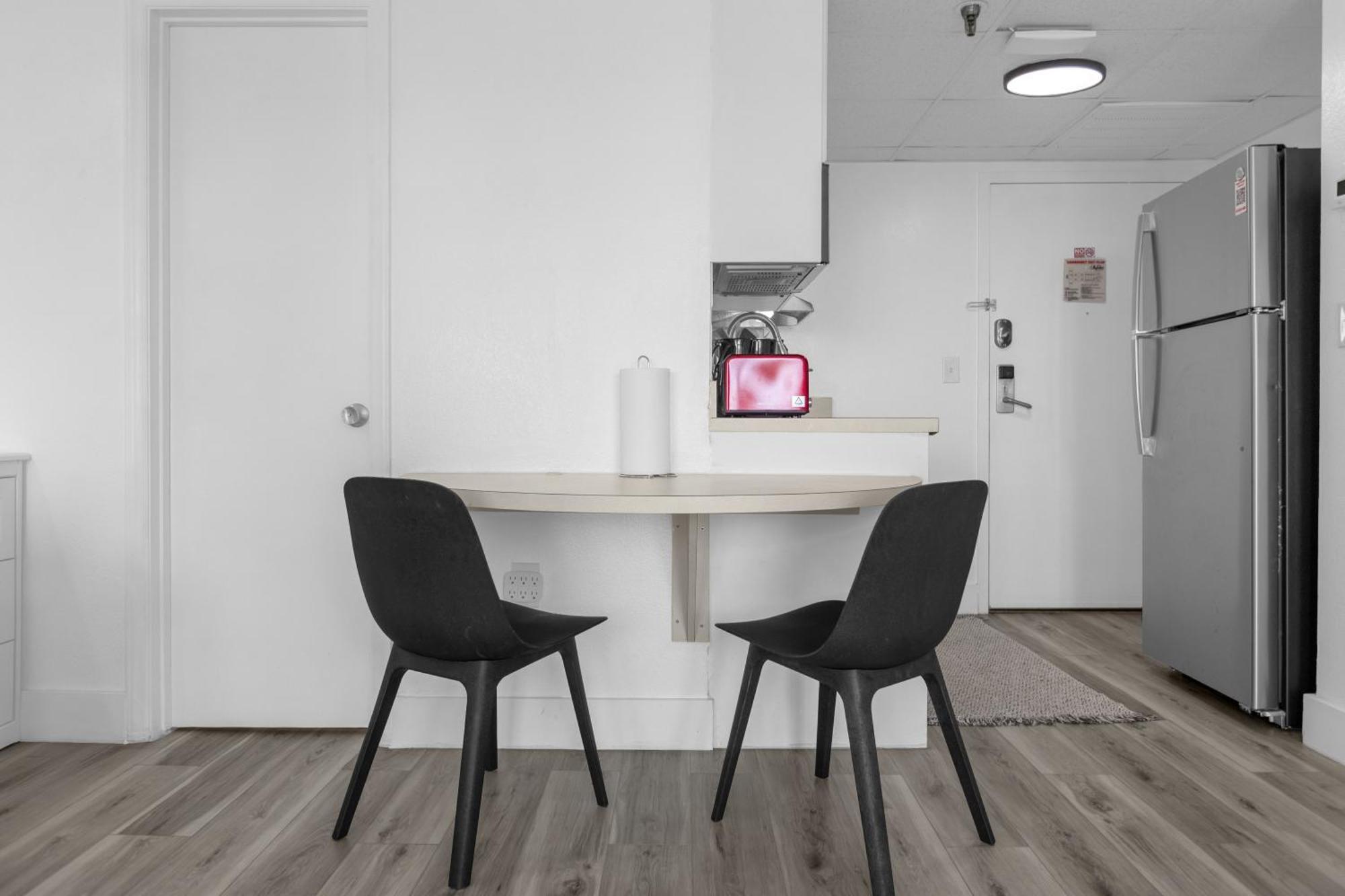 Cozy On International Dr. Near Universal Appartement *